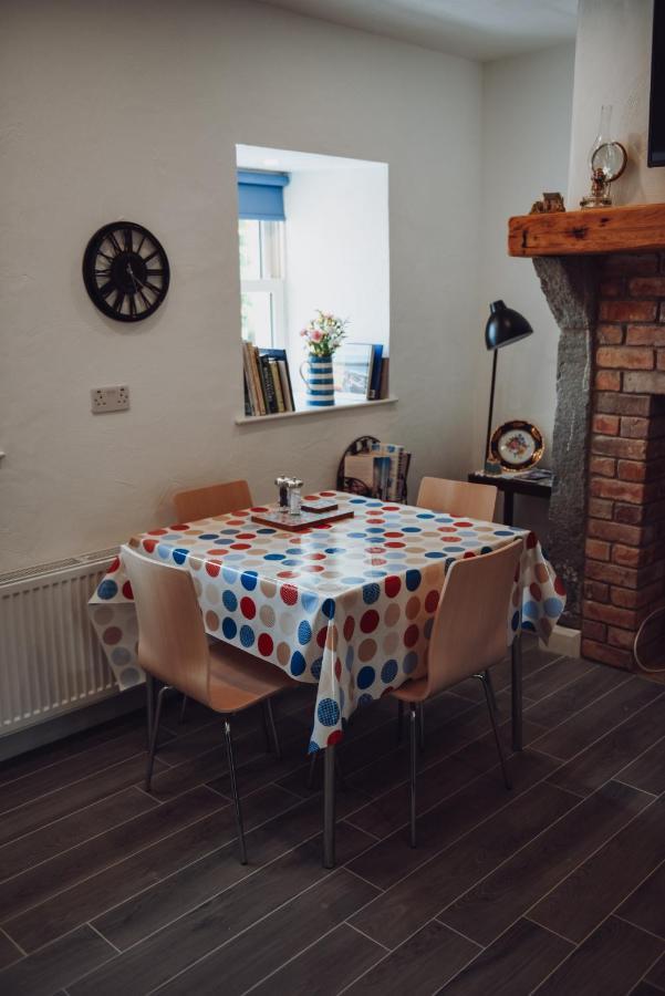 Lizzie'S Cottage Drumaroad Dış mekan fotoğraf